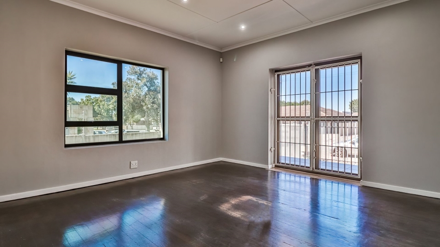 To Let commercial Property for Rent in Newton Park Eastern Cape